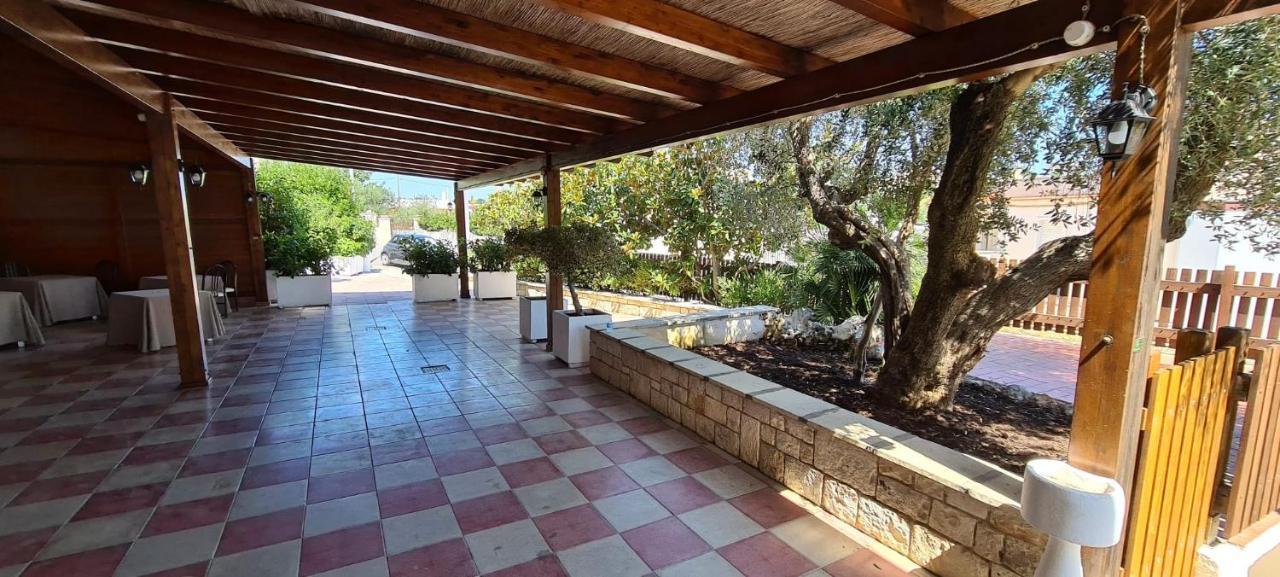 Bed And Breakfast La Terrazza Cisternino Dış mekan fotoğraf